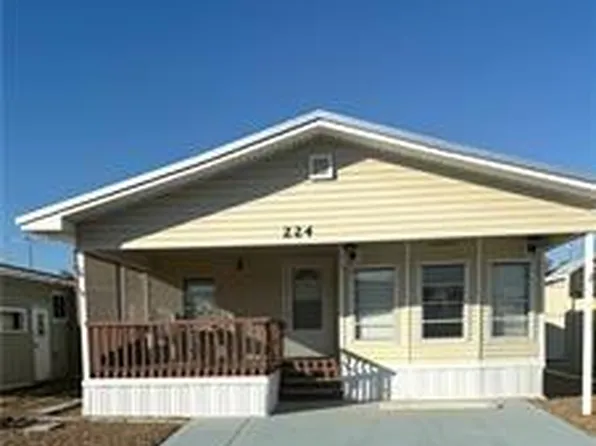 224 Harness Dr, Mission, TX 78574