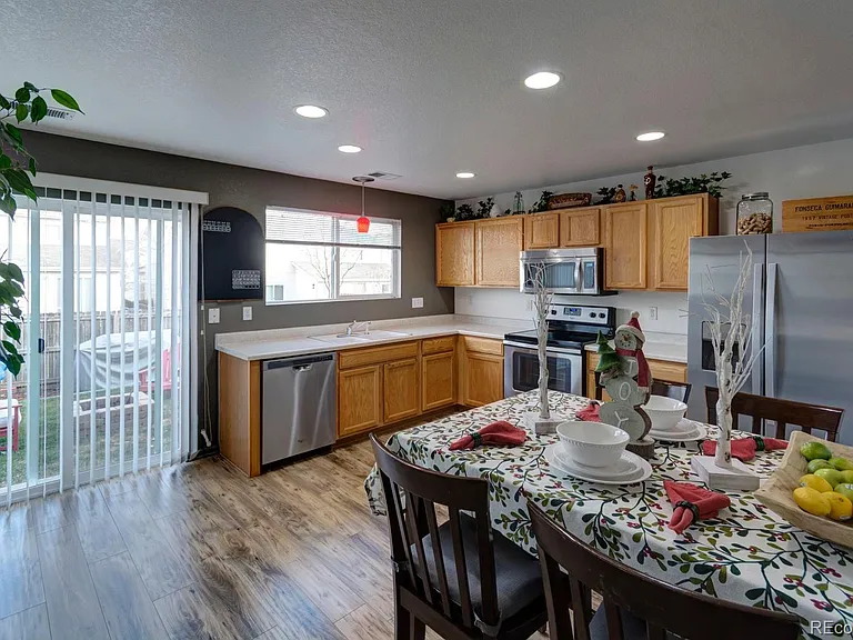 11012 Claude Ct — Photo 8