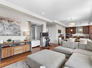 250 Henley Pl Unit 406, Weehawken, NJ 07086