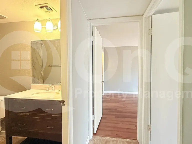 7910 E Camelback Rd #102 — Photo 12