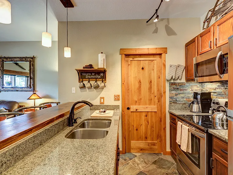 1915 Airport Rd #211 — Photo 13