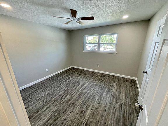 3rd image of 616 N 6th St