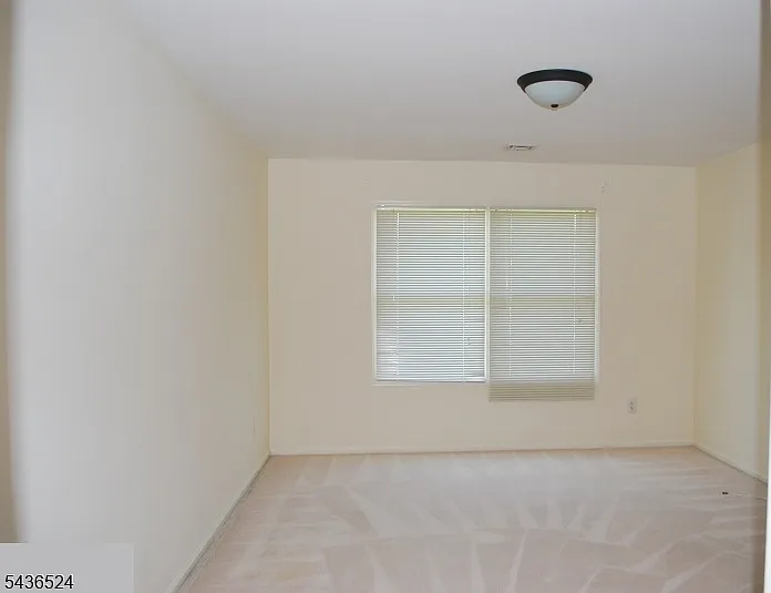 11 Alexandria Dr — Photo 11