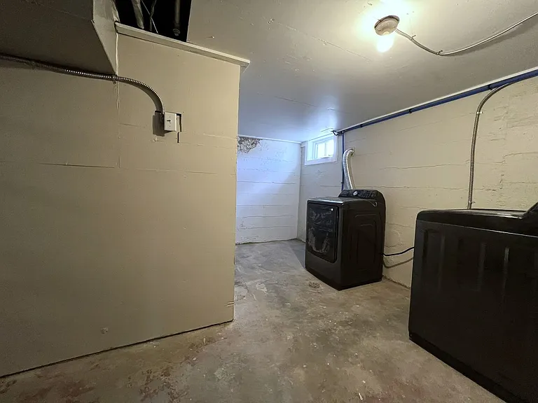 Cleveland Duplex — Photo 23