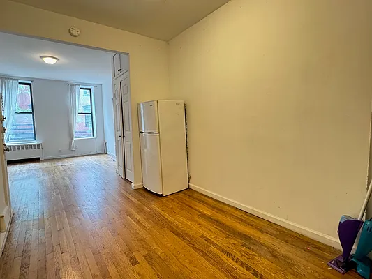 Rented by KNOCKKNOCK LLC | media 15