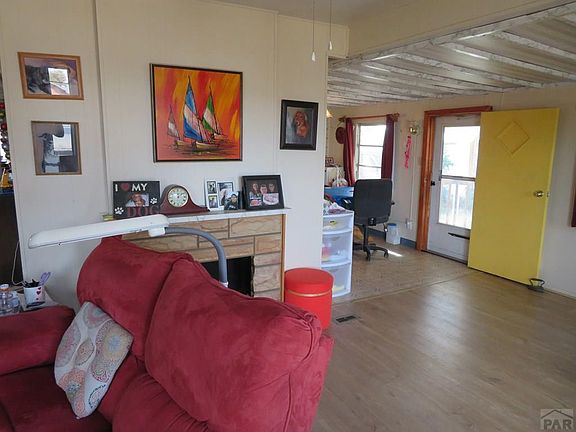 4th image of 27840 Iris Rd