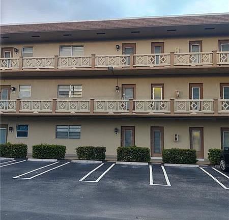 2nd image of 5003 NW 35th St APT 609