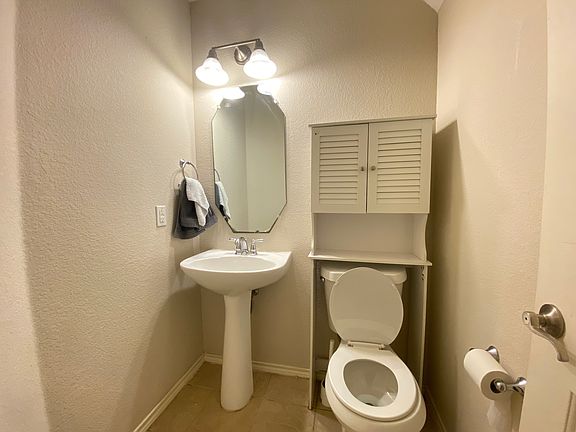 5th image of 8307 Timberbrook Ln