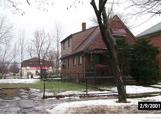 1958 Welch Ave, Niagara Falls, NY 14303