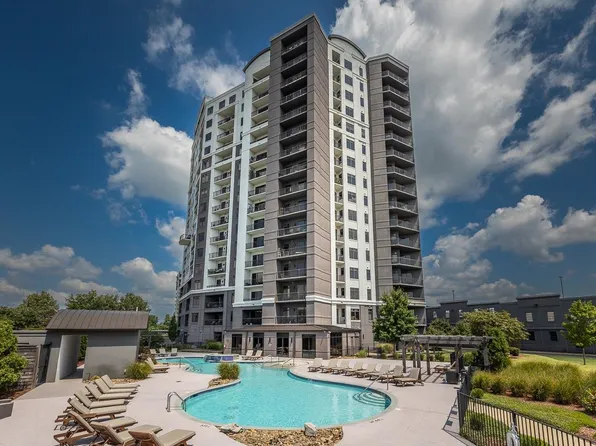 717 Riverside Dr #506, Memphis, TN 38103