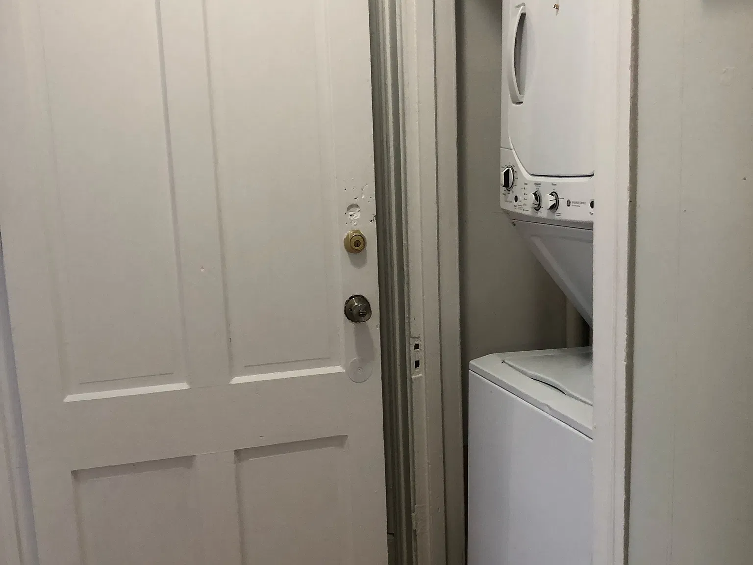 2 bed, 692 sqft, $1,000 — Photo 3