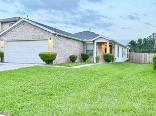 22843 Twisting Pine Dr, Spring, TX 77373