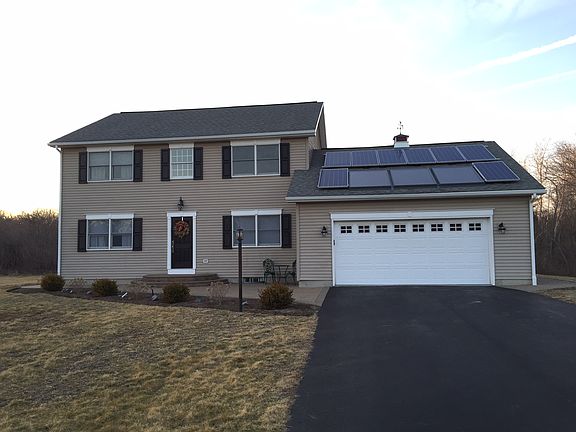 3rd image of 304 Whitney Cir