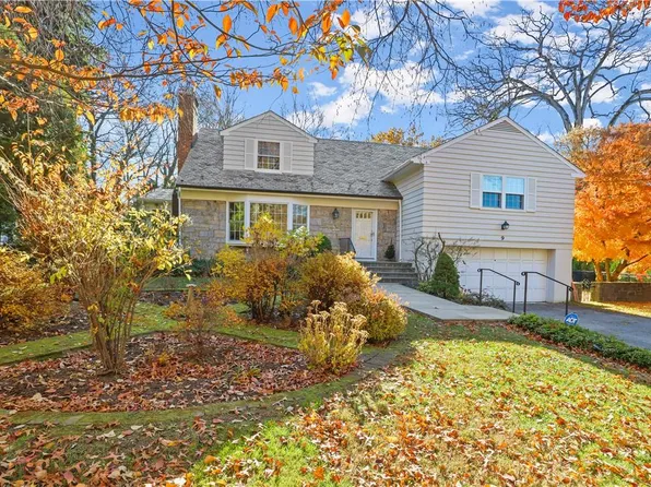 9 Leggett Road, Bronxville, NY 10708
