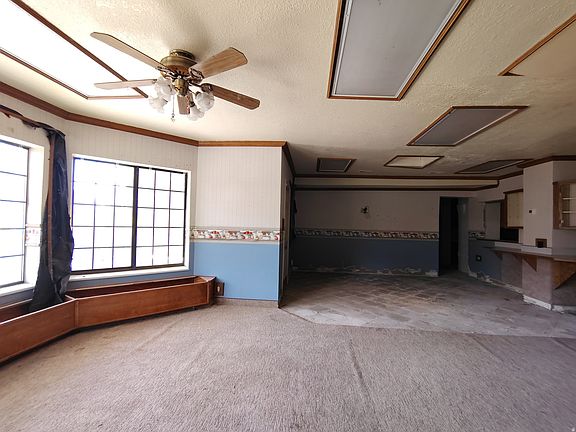 5th image of 95 W Center St