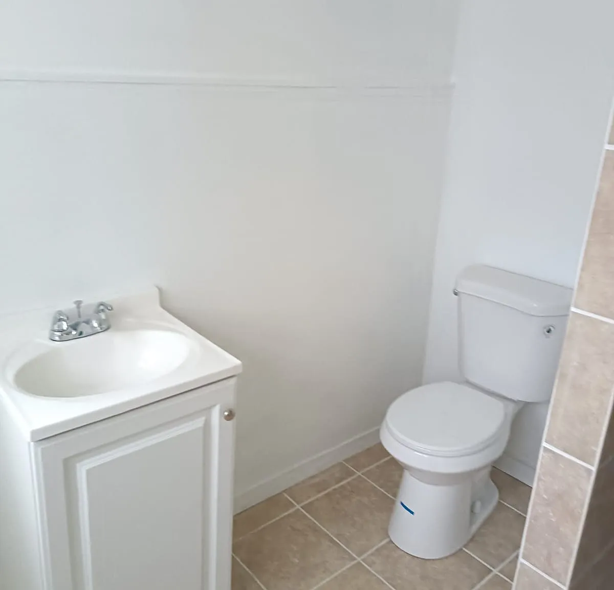 2 bed, 900 sqft, $1,250 — Photo 3