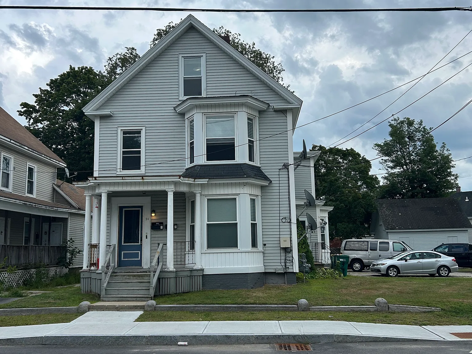 2 bed, 1050 sqft, $1,800 — Photo 2