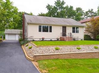 5 Dalston St, East Brunswick, NJ 08816