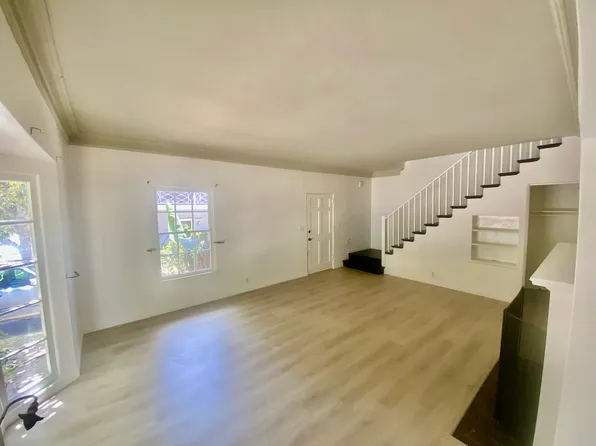 10461 Ashton Ave, Los Angeles, CA 90024