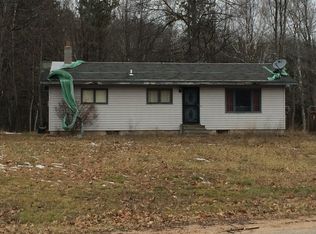 721 Silver Creek Rd, Marquette, MI 49855