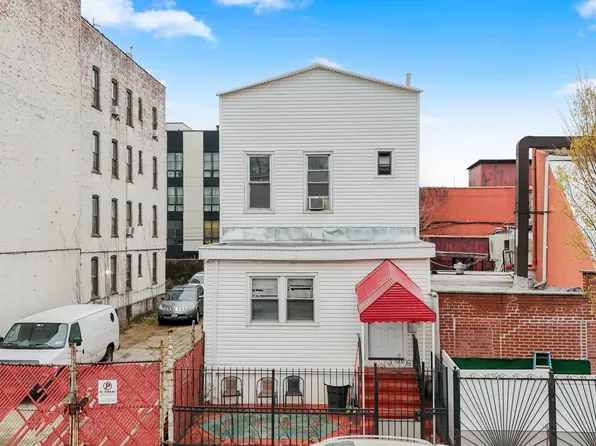 14 East 32nd Street image 3 of 9