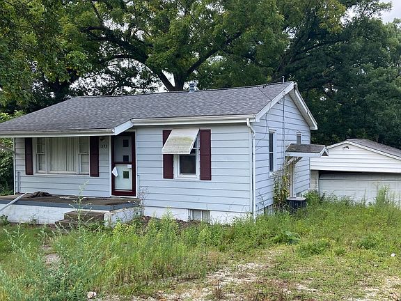 3rd image of 543 S Schweer Ct