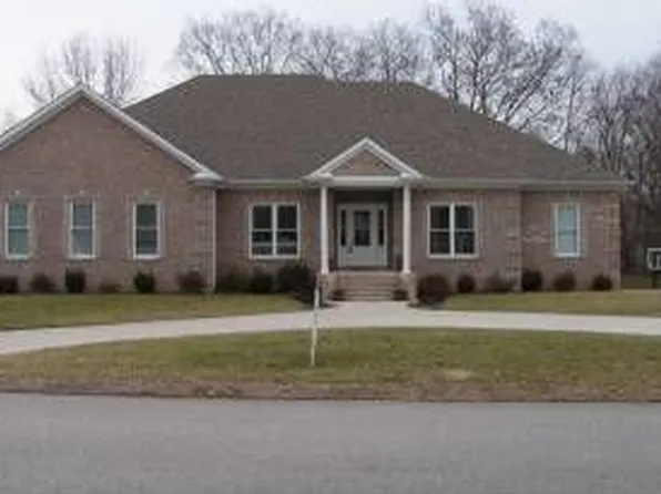 176 Eastwind Pl, Bowling Green, KY 42103