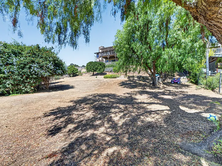 14058 Tierra Bonita Rd — Photo 21