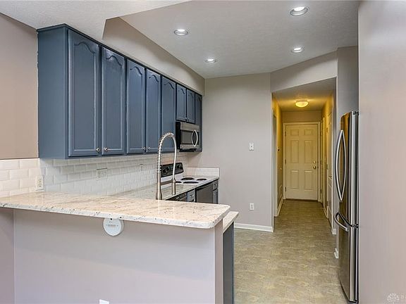 4th image of 3598 Sequoia Dr
