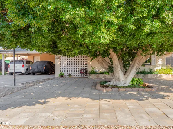 917 N NINA Drive, Mesa, AZ 85201