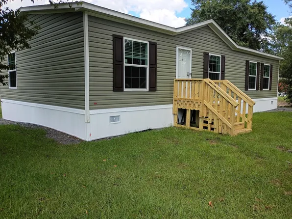 12 Easy Dr, Albany, GA 31705