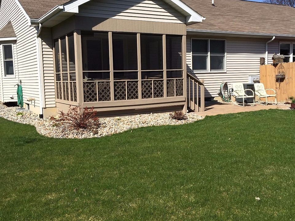 2nd image of 9143 Luea Ln