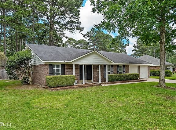 3rd image of 304 Ellerbe Ridge Dr