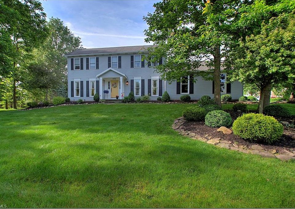1st image of 5753 Williamsburg Cir