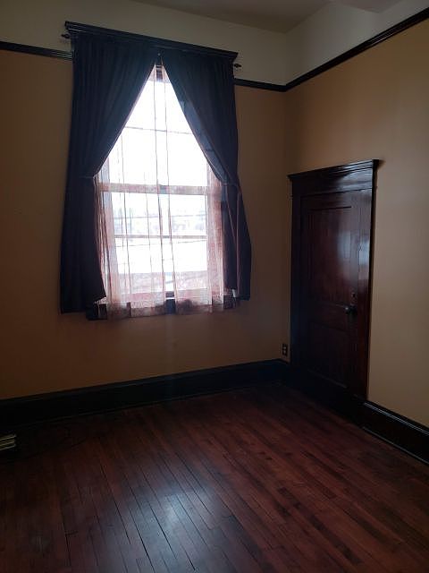 1st image of 2501 Montana Ave Ste 16