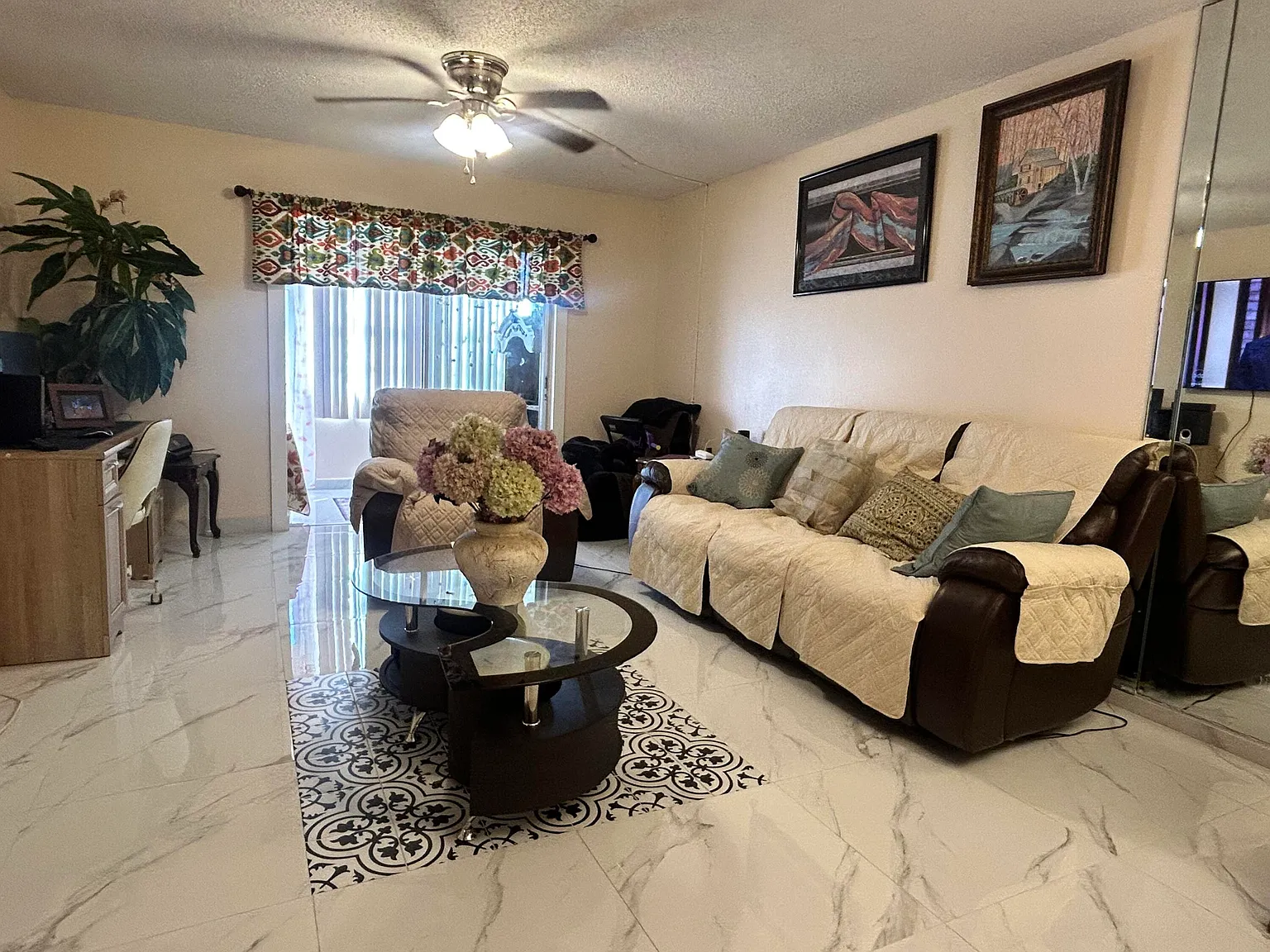 2 bed, 2.0 bath, 960 sqft, $2,100 — Photo 4