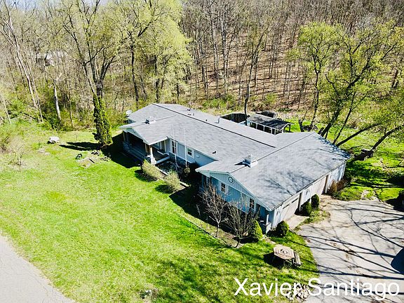 3rd image of 2348 Segwun Ave SE