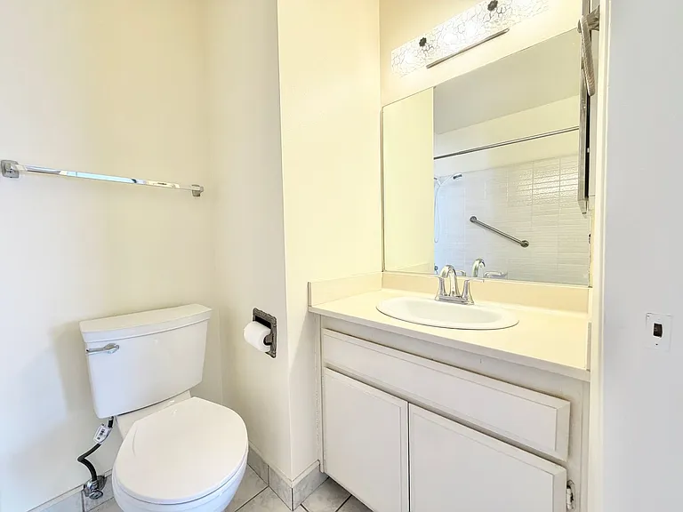 2550 Miramonte Cir E #C — Photo 16