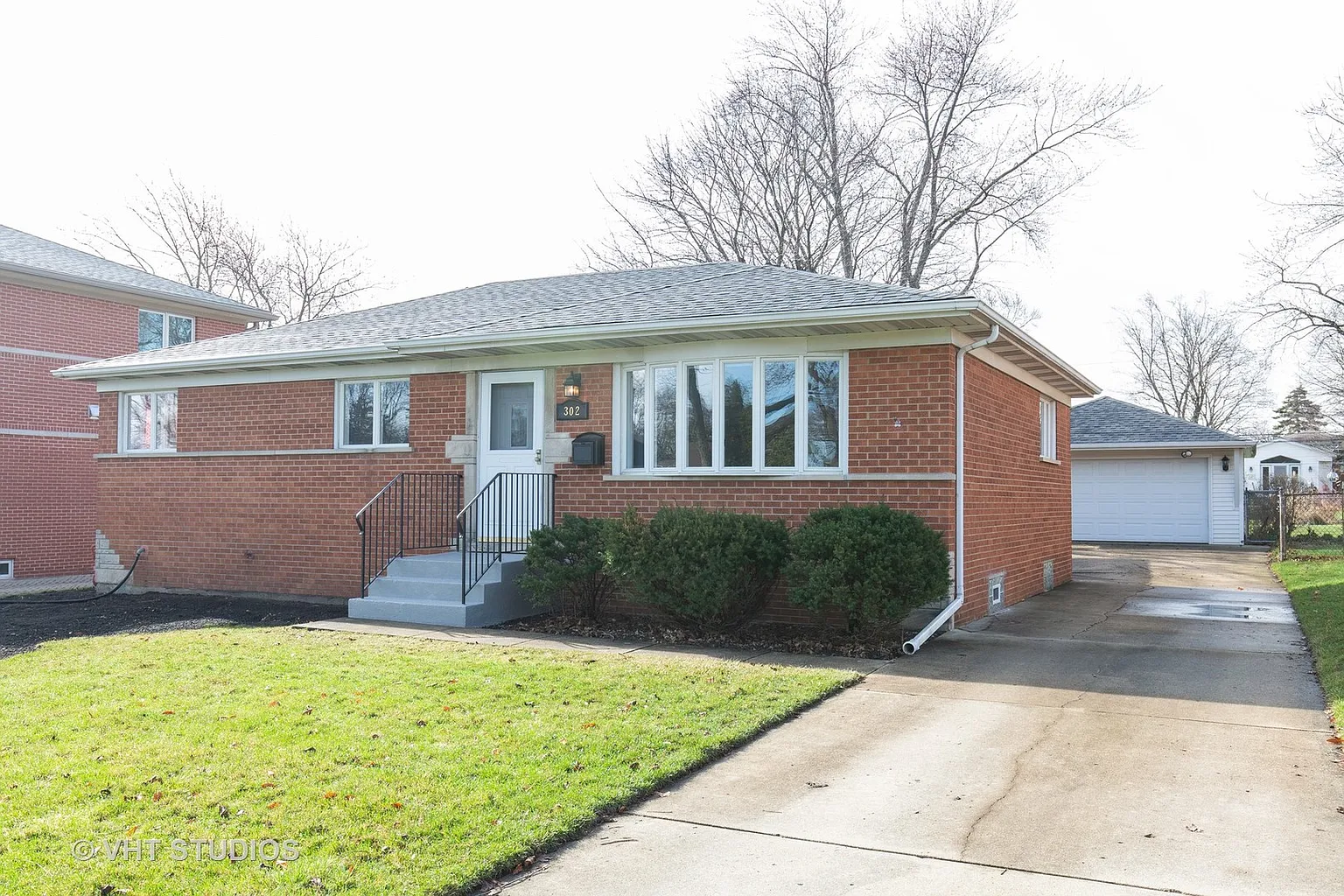 302 Hatlen Ave photo 1