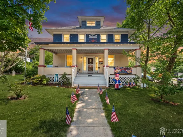 176 Washington Rd, Sayreville, NJ 08872