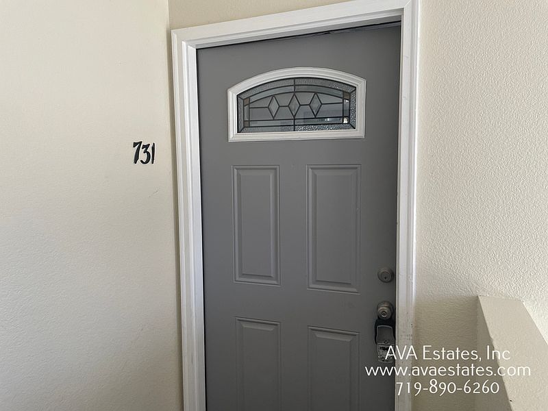 1st image of 731 E Laporte Dr