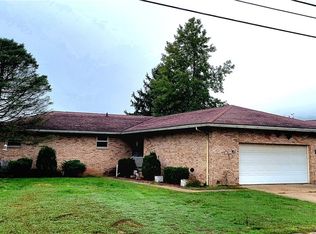 809 Brentwood Dr, Belpre, OH