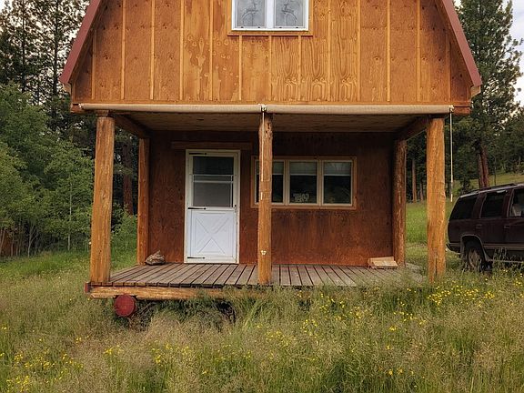 2nd image of 3565 Bear Gulch Rd