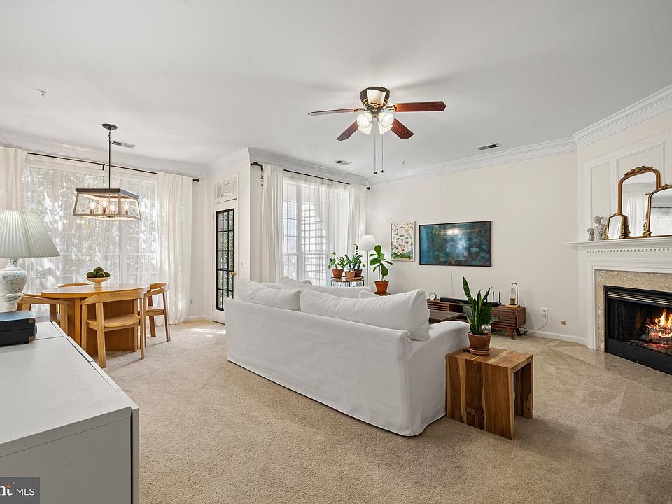 1st image of 1724 Osage St Unit 304