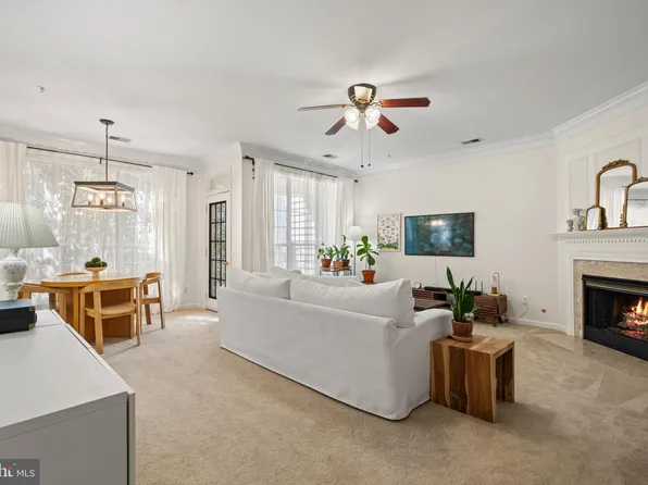 1724 Osage St Unit 304, Alexandria, VA 22302