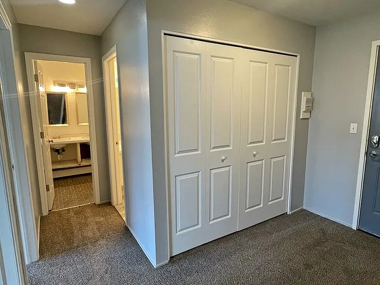 207 Ballard St #104 — Photo 5