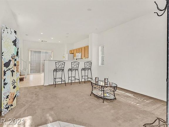 4th image of 9964 Star Lake Ave
