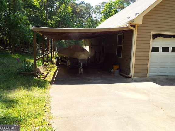 2nd image of 1744 Campbell Rd