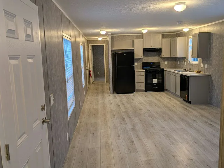 49643 Pine Dr #18 — Photo 3