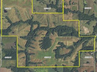 2432 Wintergreen Blvd, Lockridge, IA 52635